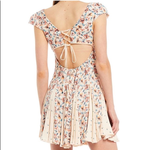 ⬇️NWT Free People Ponderosa Floral Print Cap Sleeve Square Neck Mini Dress - Picture 6 of 13